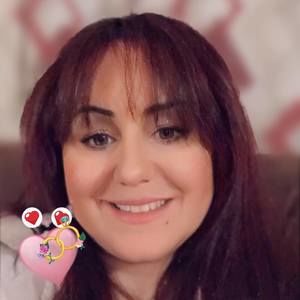 Meet your Posher, Zeina